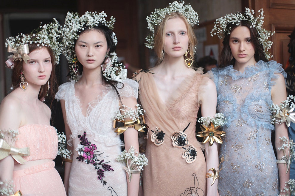 Rodarte заменят показ камерной презентацией которая пройдет в Париже 22 января