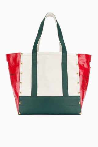 Sacai 43620 рублей farfetch.com.