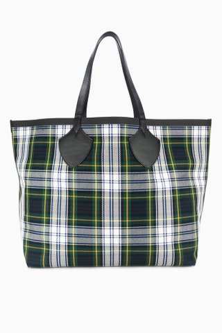 Burberry 100911 рублей farfetch.com.