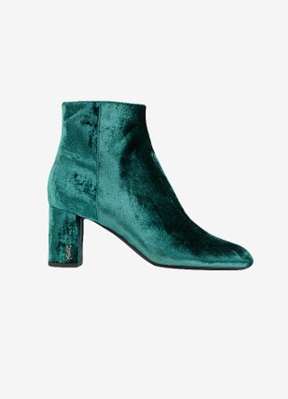 Saint Laurent 58000 рублей магазины Saint Laurent.