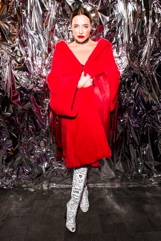 Виктория Шелягова в Dolce  Gabbana.