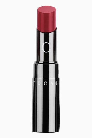 Chantecaille Lip Chic оттенок Red Juniper — 4000 рублей ЦУМ.