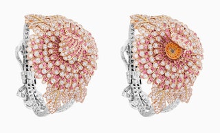 Chrysanthème Secrt — белое и розовое золото бриллианты сапфиры и гранаты.