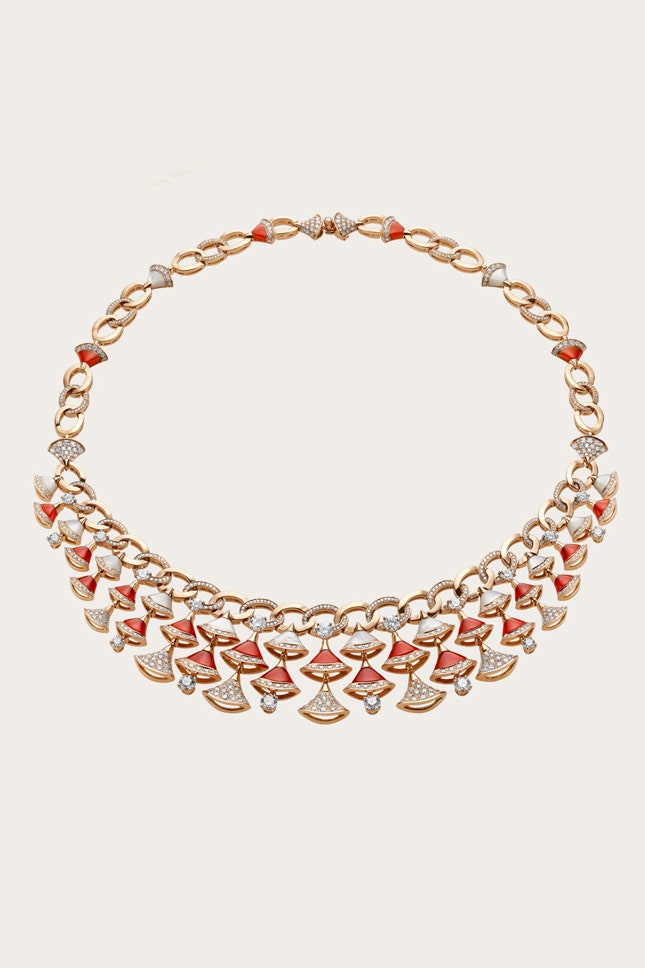 Нишевая парфюмерия линейка Bvlgari Le Gemme