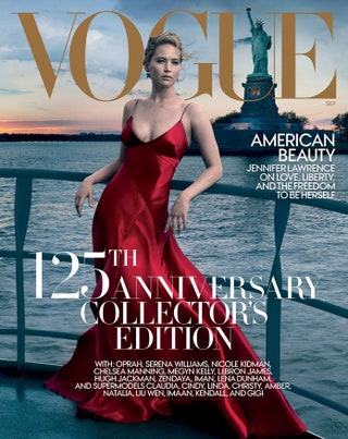 Дженнифер Лоуренс на обложке Vogue US в сентябре 2017 года.