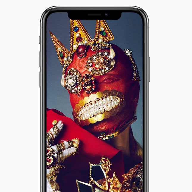 Maison Margiela против iPhone X