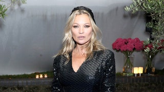 Фото звезд с ужина в честь выхода первого британского Vogue под руководством Эдварда Эннинфула