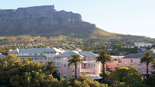 Розовые отели для романтических путешествий в Марракеш Рим Кейптаун Флоренцию ЛосАнджелес