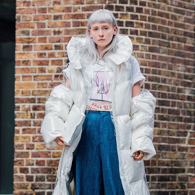 Streetstyle на Неделе моды в Лондоне