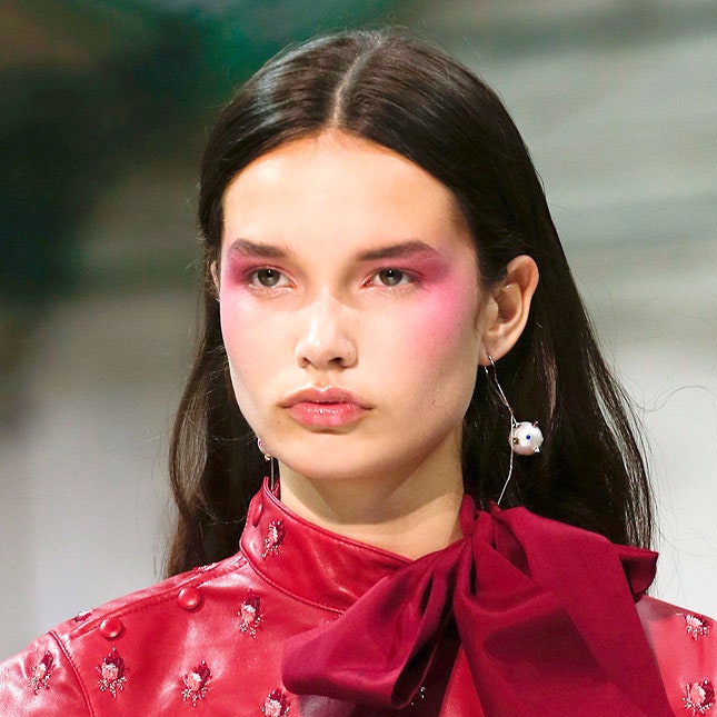 Румяное зарево на показе Valentino