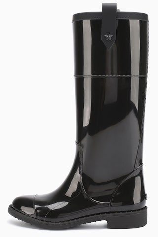 Jimmy Choo18600 руб. tsum.ru.