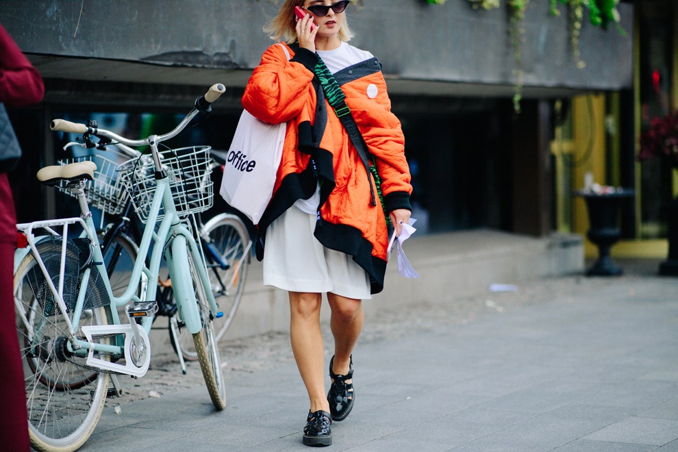 Уличный стиль фото с Недели моды в Стокгольме