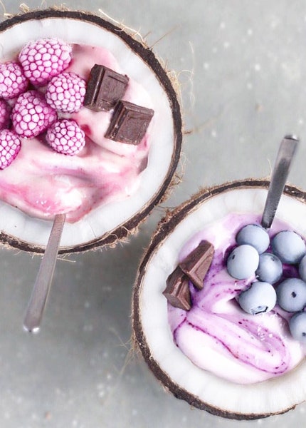 Красивые десерты с замороженными ягодами снимки из инстаграма naturally.jo
