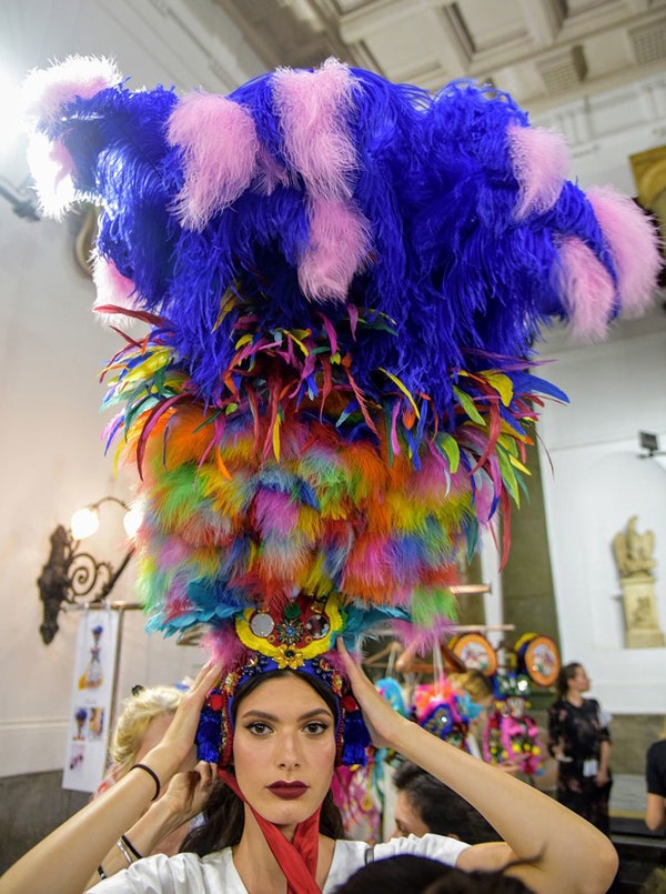 Шоу Dolce  Gabbana Alta Moda в Палермо фото с показа