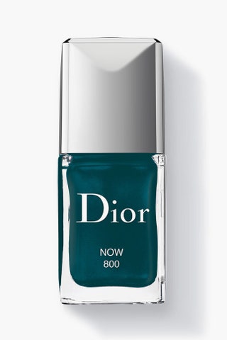 Лак для ногтей Dior оттенок 800 1960 рублей магазины «Рив Гош».