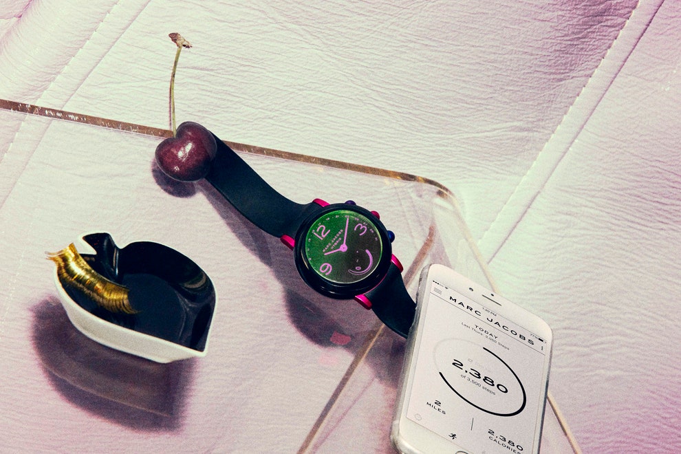 Riley Hybrid Smartwatch умные часы Marc Jacobs