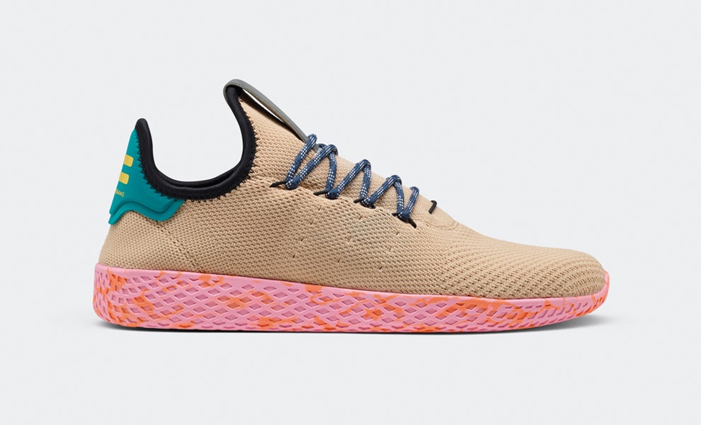 Кроссовки adidas Tennis Hu коллекция Фаррелла Уильямcа из четырех моделей