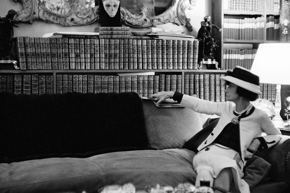 Издание «La Femme qui lit» все что читала Габриэль Шанель в одной книге