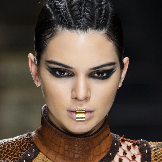 Balmain создали коллекцию макияжа с L'Oréal Paris