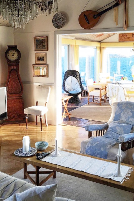 Как обставить дом на море предметы интерьера в морском стиле | Vogue