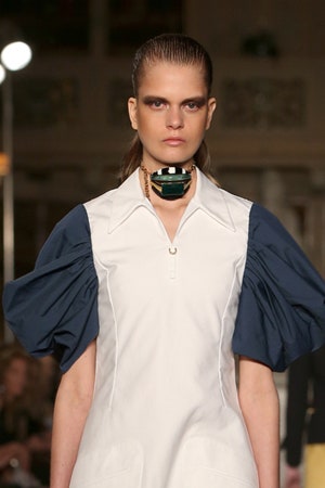 Dior представит круизную коллекцию в горах СантаМоники 11 мая | Vogue