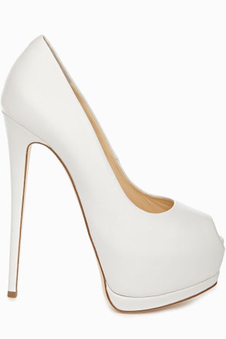 Giuseppe Zanotti Design 49950 рублей tsum.ru.