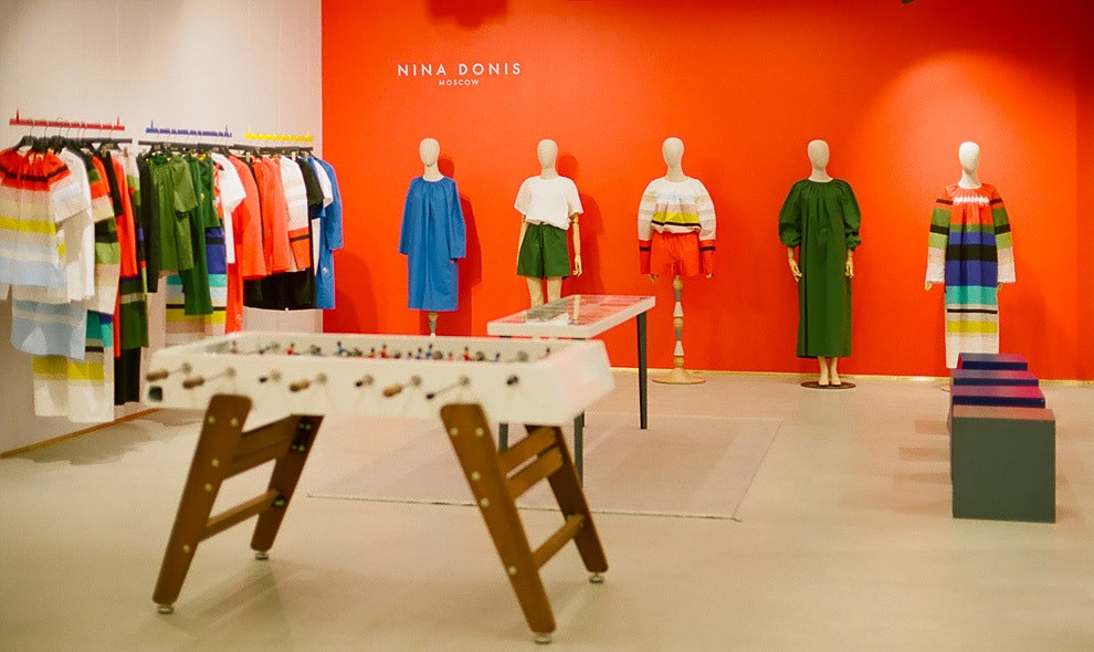 Вещи Nina Donis в ЦУМе одежда российского бренда представлена в главном универмаге страны