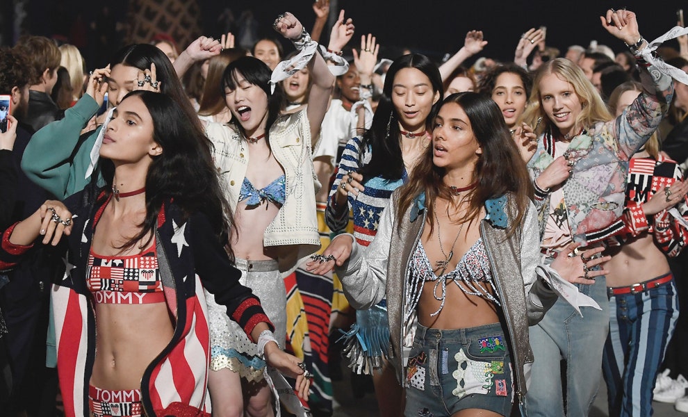 Осенний показ Tommy Hilfiger пройдет в Лондоне шоу TommyNow будет иметь формат фестиваля