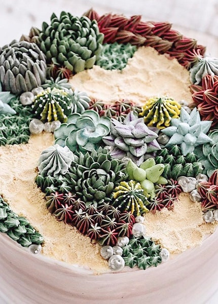 Цветочные торты от кондитера Ivenoven из Индонезии десерты с кактусами и суккулентами | Vogue