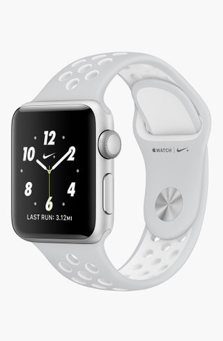 Apple Watch 28990 рублей restore.ru.