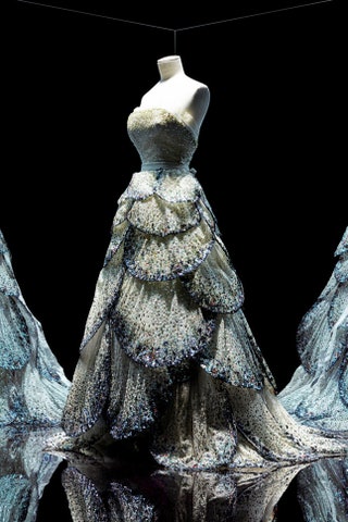 Платье Junon — творение Кристиана Диора Christian Dior Haute Couture осеньзима 1949.