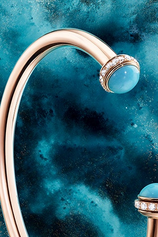 Piaget Possession коллекция ювелирных украшений с самоцветами | Vogue