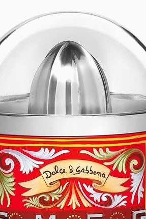 Dolce  Gabbana и Smeg выпустили новую коллекцию бытовой техники