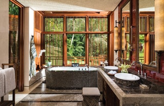 Four Seasons Resort Bali at Sayan Бали Индонезия.
