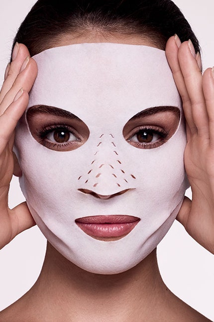 Сухая маска от Шарлотты Тилбери как действует инновационное средство Charlotte Tilbury | Vogue