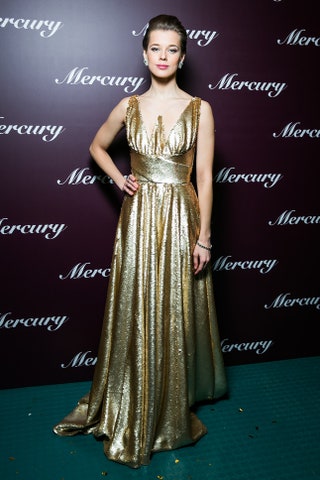 Екатерина Шпица в платье Merry Perry и украшениях Mercury.