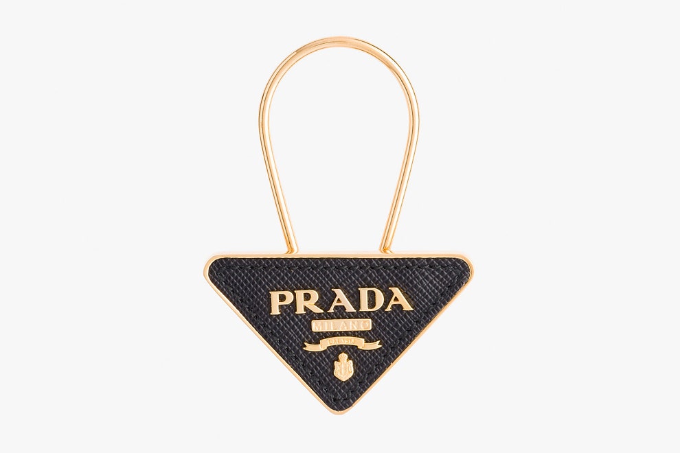 Брелок Prada для ключей треугольный жетон с логотипом бренда