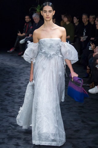 Loewe.
