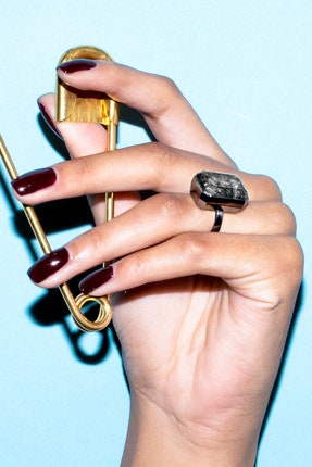 «Умные» украшения Ringly кольца и браслеты с фитнестрекерами | Vogue