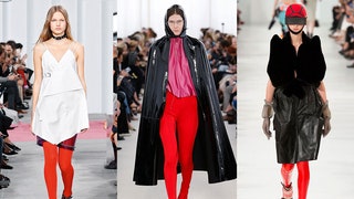 Красные капроновые колготки снова в моде как и с чем их носить | Vogue