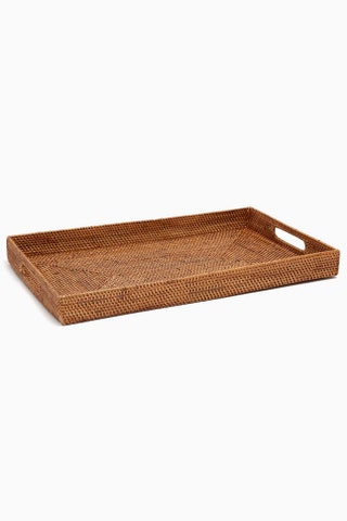 Поднос из ротанга Zara Home 4599 рублей магазины Zara Home.