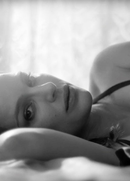 Беременная Натали Портман в клипе Джеймса Блейка My Willing Heart | Vogue