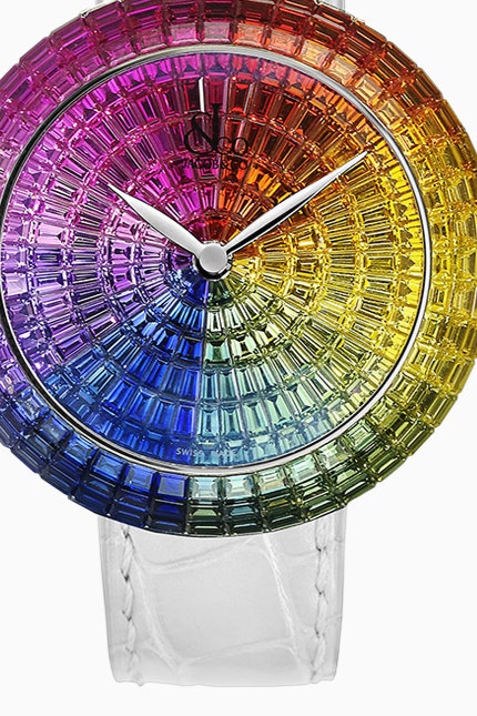 Часы Jacob  Co. Brilliant Full Baguette Rainbow с радужным циферблатом из сапфиров | Vogue