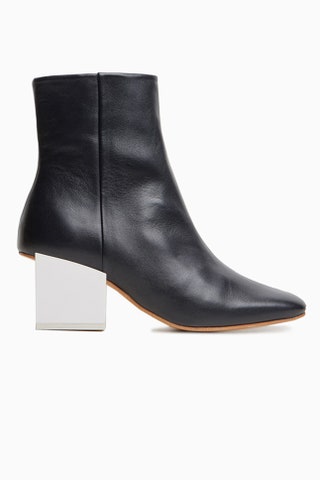 Jacquemus 44800 рублей KM20.