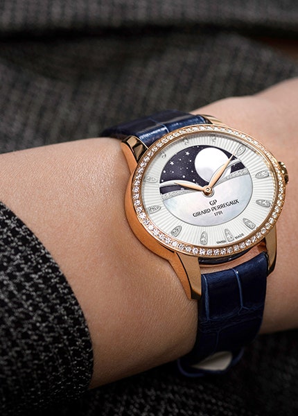 Часы GirardPerregaux Cats Eye Celestial с индикатором фаз луны | Vogue