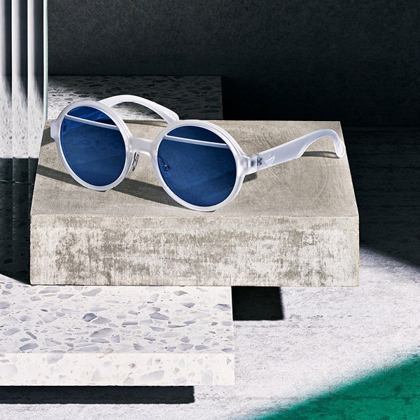 Сквозь 80-е: очки adidas Originals и Italia Independent