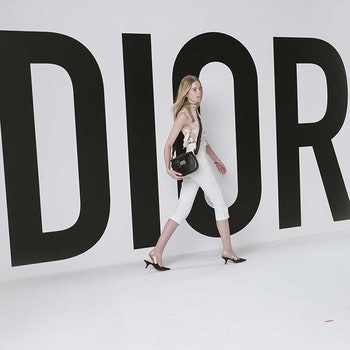 Dior воплощение феминизма в новой книге Марии Грации Кьюри