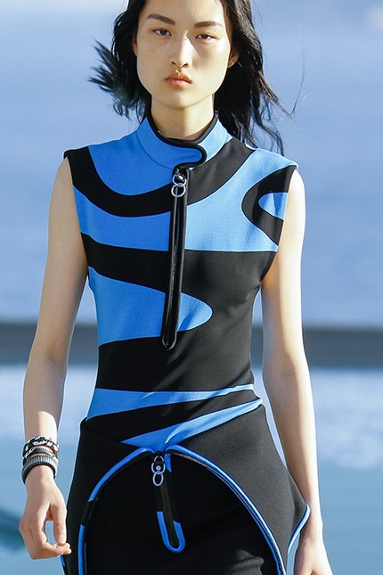 Louis Vuitton покажет круизную коллекцию в Японии 14 мая | Vogue