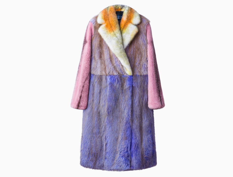 Шуба Lanvin из меха лисы и норки конфетных оттенков | Vogue