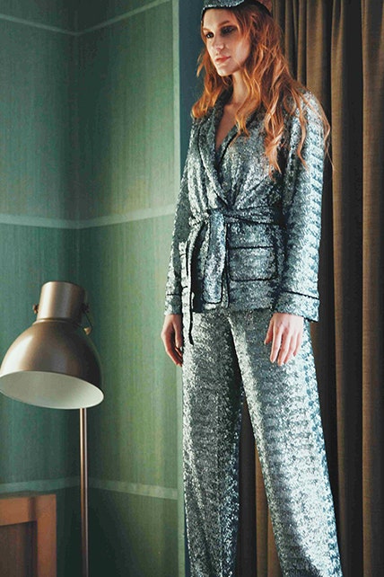 Primrose пижамы из капсульной новогодней коллекции | Vogue